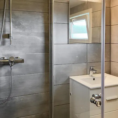Gorgeous In With Wifi Holiday home